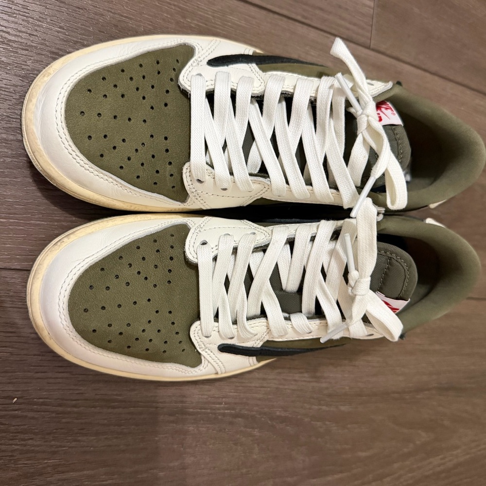 Nike White and Olive Men's Sneakers